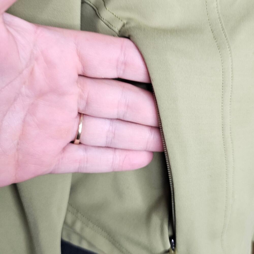 Lululemon Jacket - Picture 2 of 10